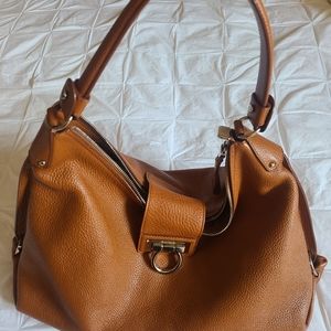 Ferragamo brown bag woman